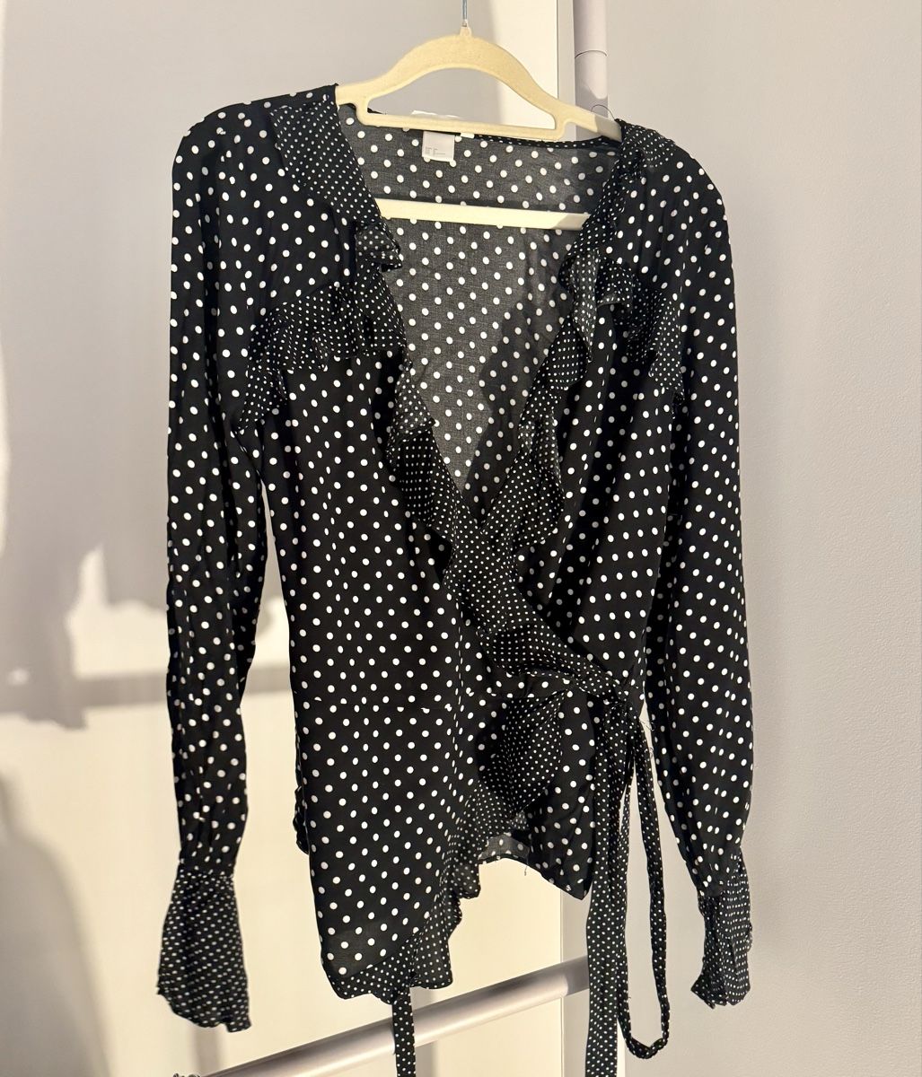 H&M Camicette: Polka Dot Wrap Blouse – Nuovo (secondo la descrizione) da Zürich venduto da di_archive 6