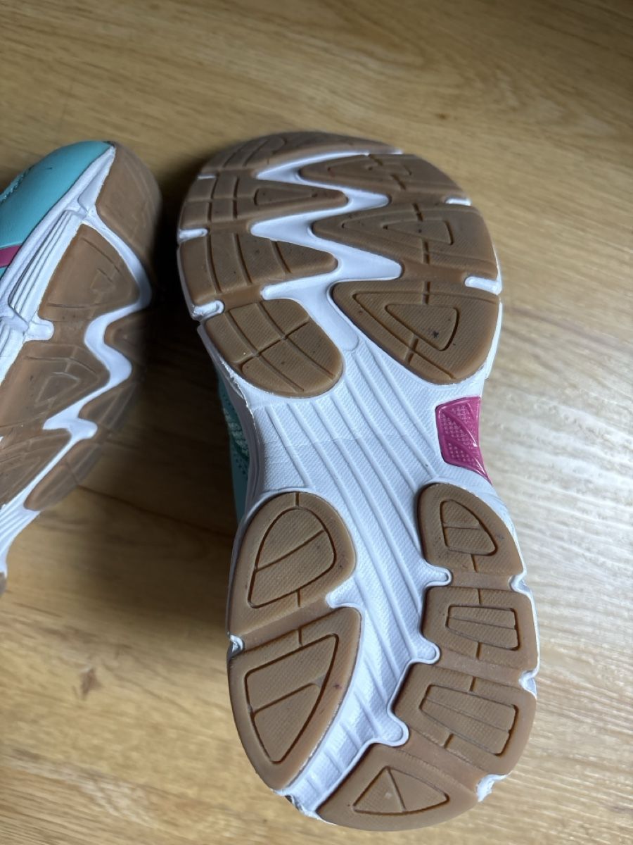 Chaussures filles: Mädchen Turnschuhe KangaRoss 31 – D'occasion à Chur par copino 3