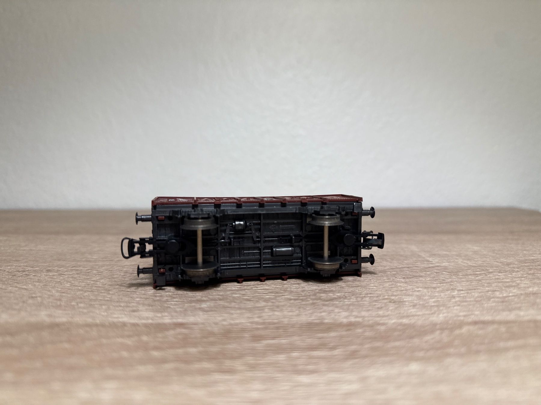 Roco Modellini di ferrovie: Roco Güterwagen SNCF H0 (100) – Usato da St-Aubin-Sauges venduto da tantome 4