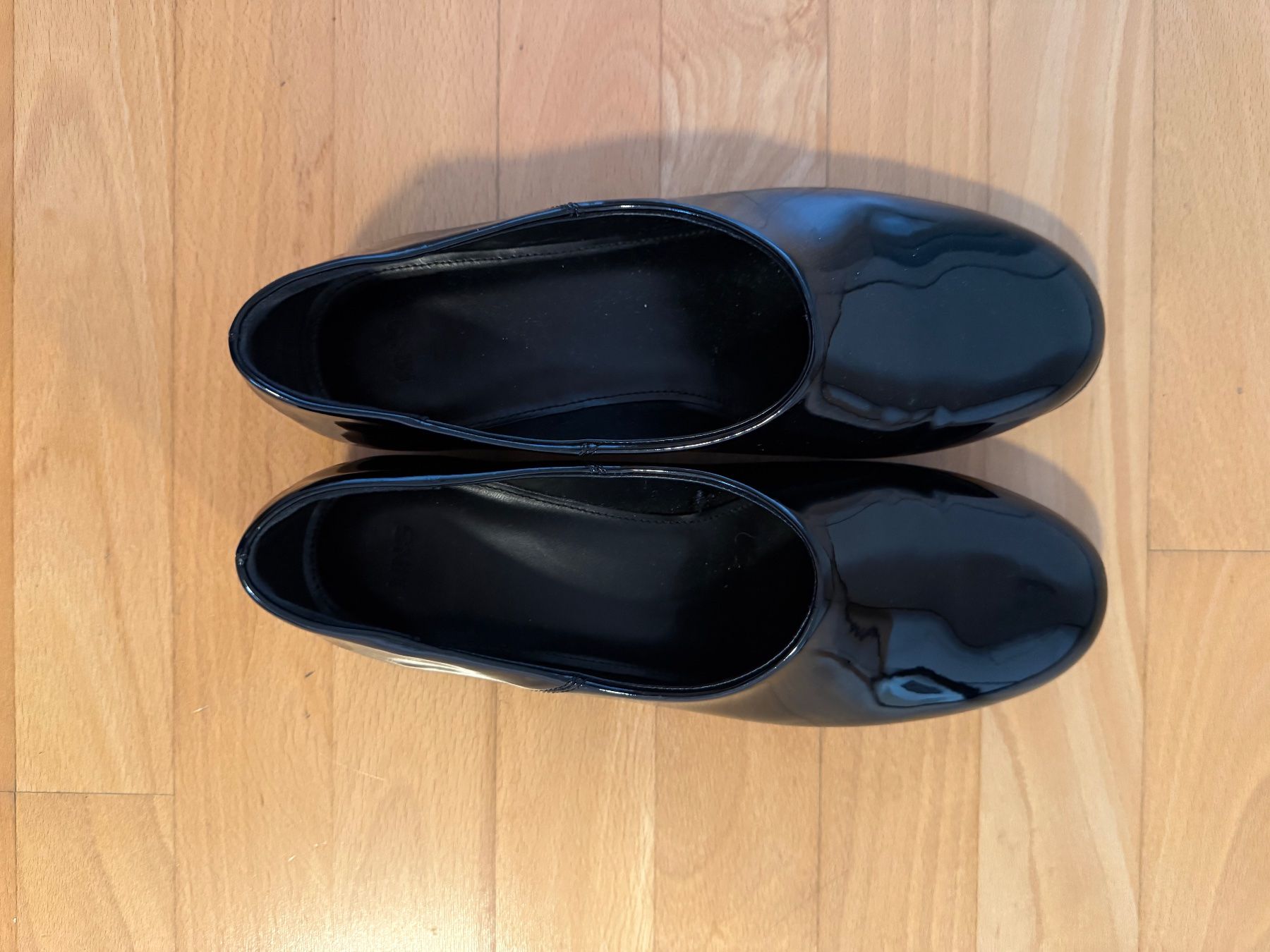 Mango Chaussures femmes: Mango flat shoes, 40 – D'occasion à Zürich par kuz_mnn9 2