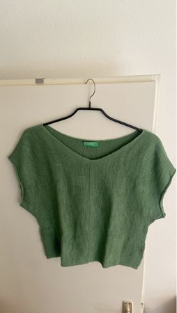 Pull sans manches vert taille M bon état