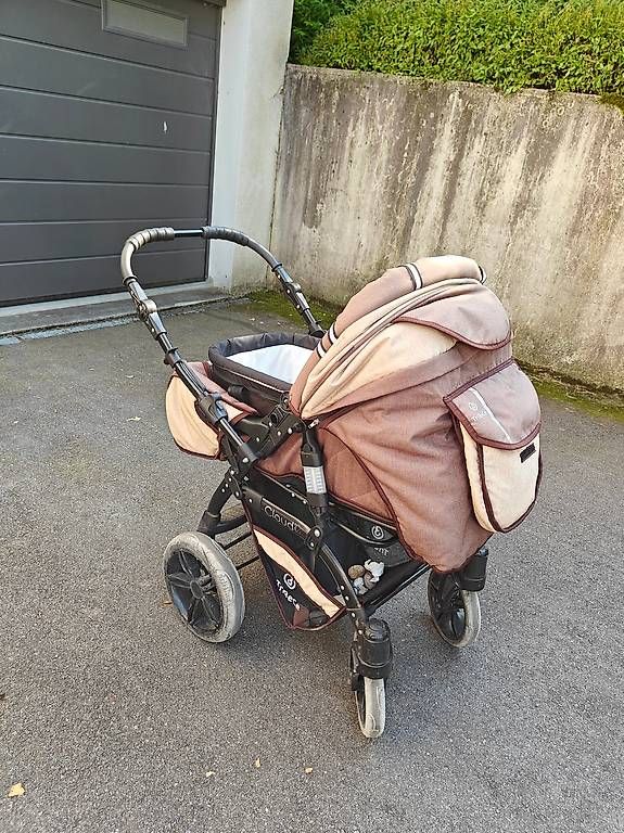 Poussette: TriBeCe Cloud Kinderwagen (braun/beige) – D'occasion à Steinhausen par mas_cm97 1