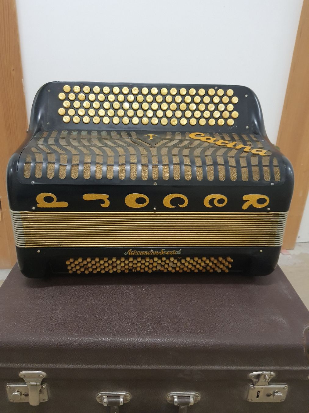 Record Musikinstrumente: accordéon Record à restaurer  – Gebraucht aus Pont-de-la-Morge von Mirabelle0 5