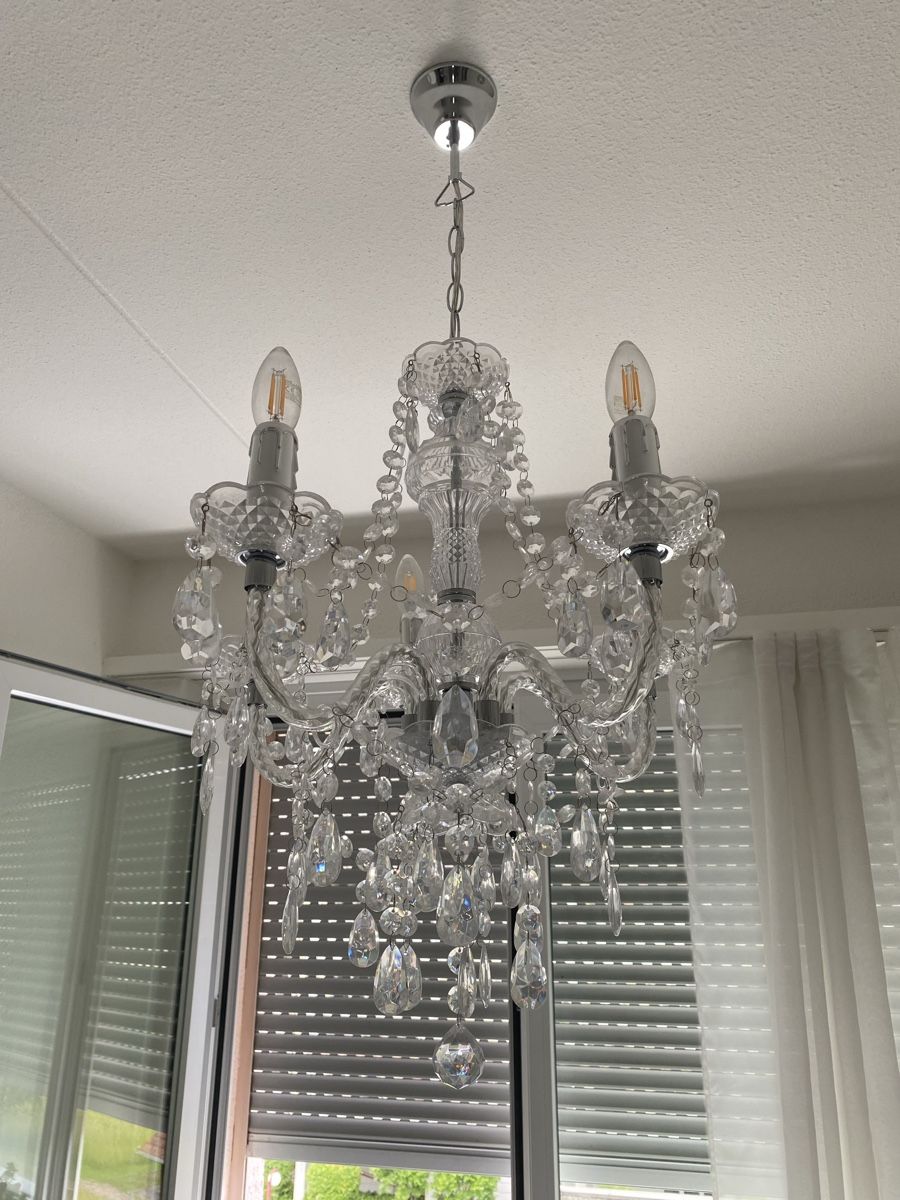 Lampen: Kronleuchter – Neu (gemäss Beschreibung) aus Tuggen von kue_gqr5