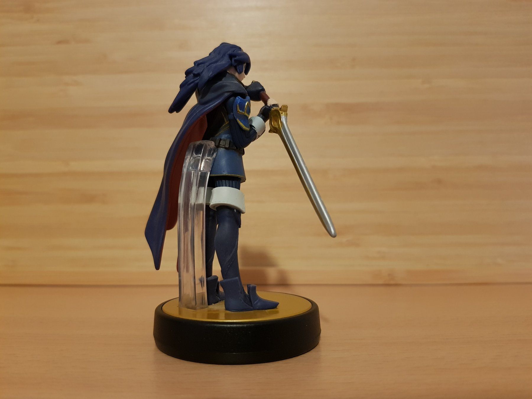 Nintendo Giochi: amiibo Fire Emblem Lucina – Usato da Münchenstein venduto da 2DGames 2