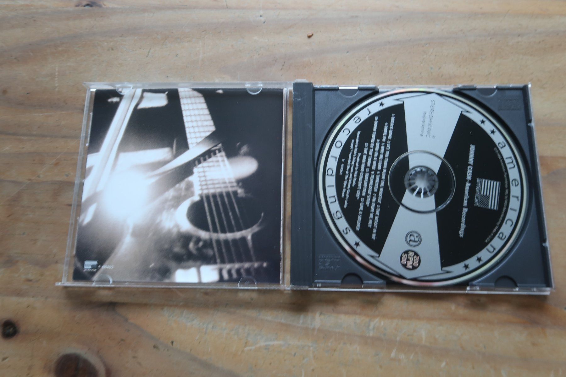 CD: JOHNNY CASH - AMERICAN RECORDINGS - CD – Usato da Basel venduto da Patiscat 3