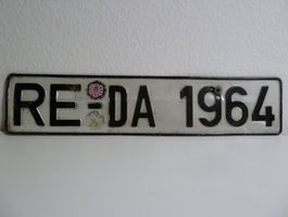 Nummernschild Auto / Kfz-Kennzeichen Deutschland RE-DA 1964