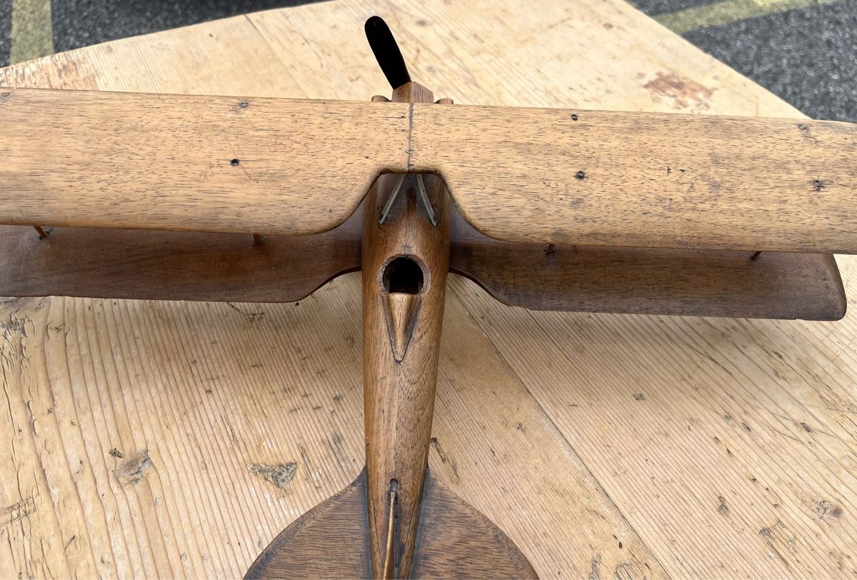 Spielzeuge: Antiker Modellflieger aus Holz – Gebraucht aus Ottikon von san_w99n 5