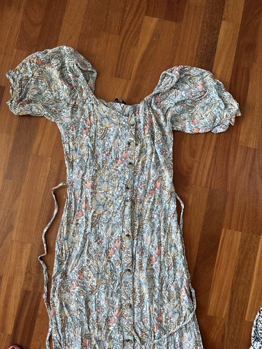 Lots de vêtements: Set Kleider & Tunika Gr.38 – D'occasion à Uster par staernli4 3