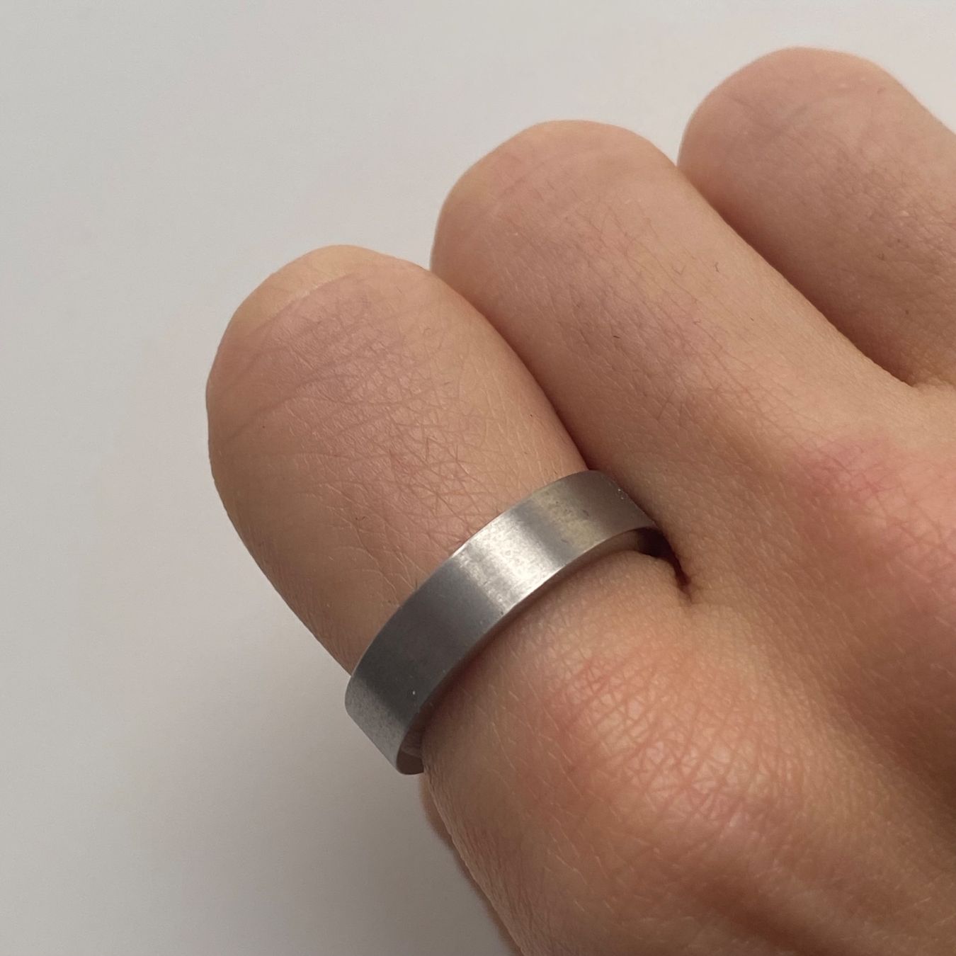 Anelli: XENOX Edelstahl Silberne Band Ring – Nuovo (secondo la descrizione) da Givisiez venduto da dor_xb9k