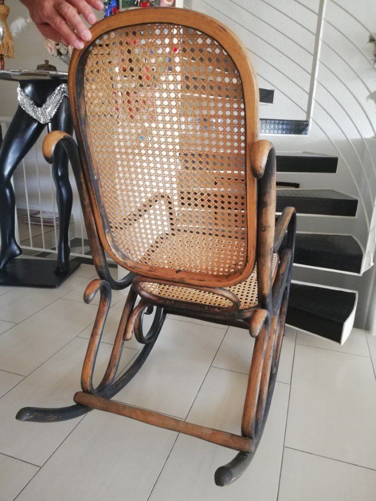 Thonet Poltrone: Thonet Schaukelstuhl – Usato da Uster venduto da walderk 6