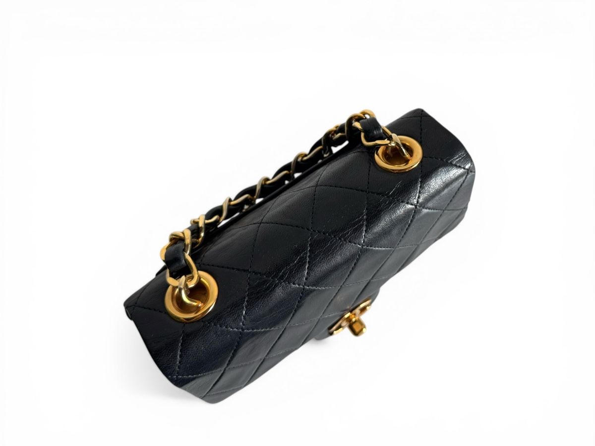Chanel Borse da donna: CHANEL Lambskin Mini Flap Chain Handle Bag Tasche – Usato da Kriens venduto da hannaandkiko 5