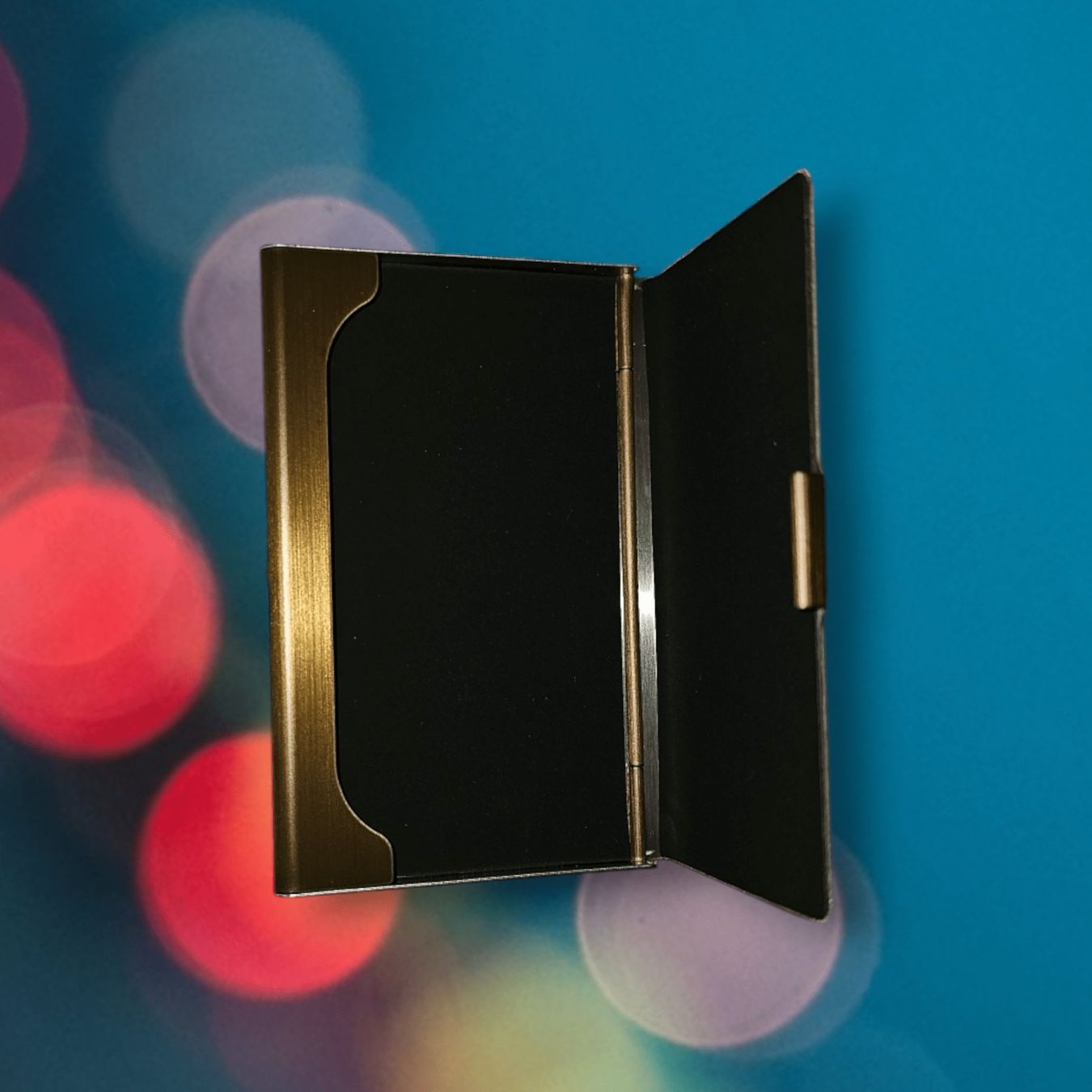 Altro in  Abbigliamento & Accessori: Visitenkarten-Etui aus Messing & Walnussholz – Nuovo e nell'imballaggio originale da Sarmenstorf venduto da T.Sunl8 1