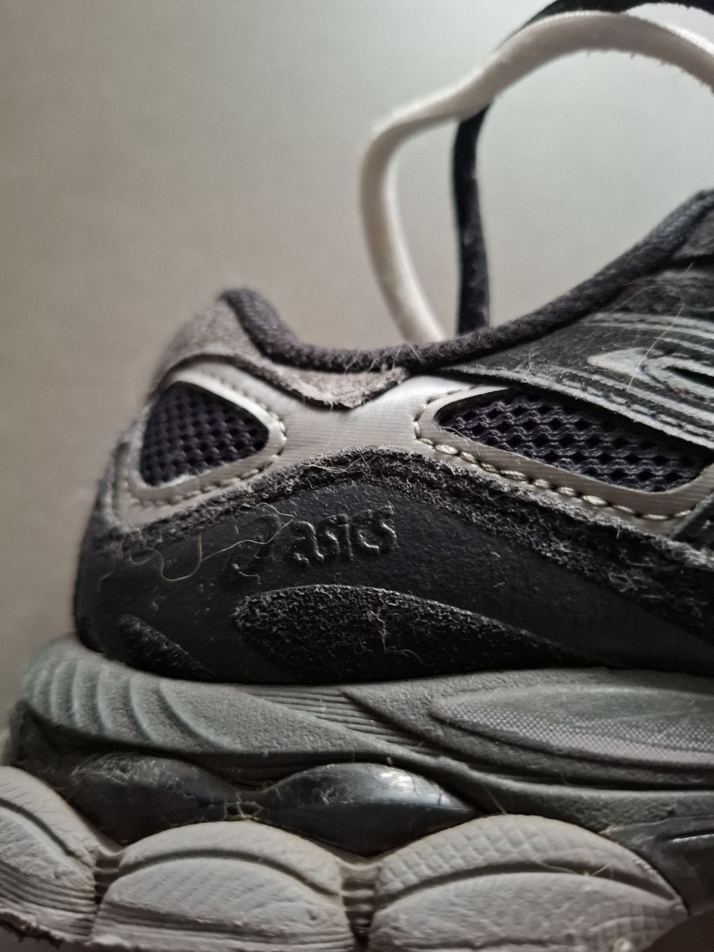 Asics Scarpe da uomo: Asics Gel Nyc  – Usato da Hunzenschwil venduto da sputnik26 5