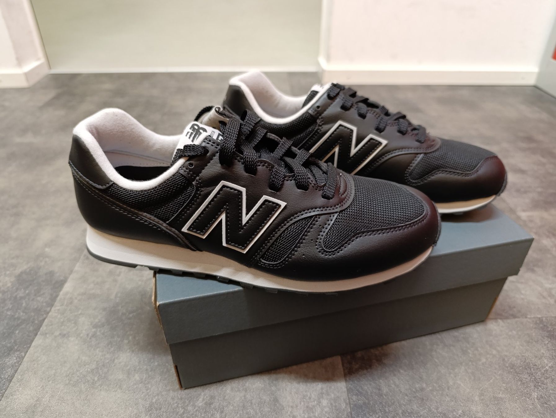 New Balance Scarpe da uomo: New Balance Sneaker ML373 – Nuovo e nell'imballaggio originale da Bern venduto da Retu1