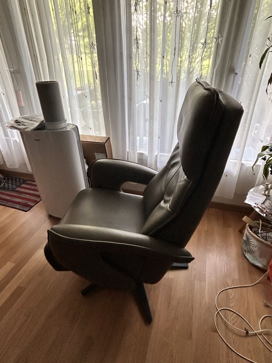 Pfister Poltrone: Relaxsessel Leder Credo – Nuovo (secondo la descrizione) da Rümlang venduto da jcw_nf5r 1