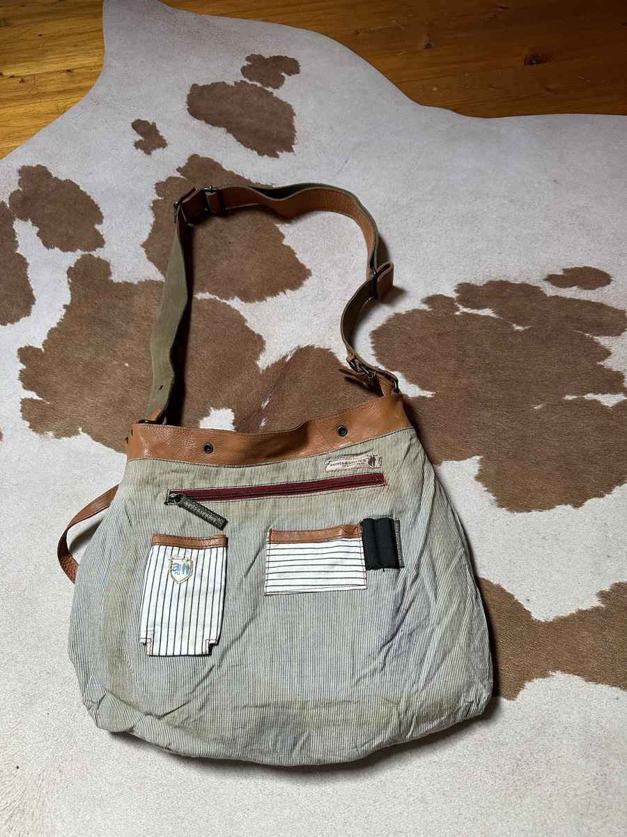 Aunts & Uncles Borse da donna: Original Ledertasche Aunts & Uncles Tasche – Usato da Trimmis venduto da vai_9qzr 2