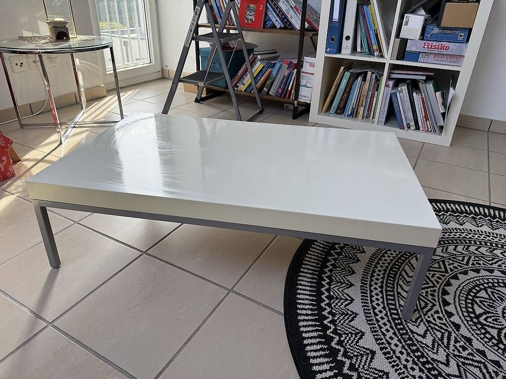 Tavoli: Ikea Couchtisch – Usato da Winterthur venduto da GROWIN 2