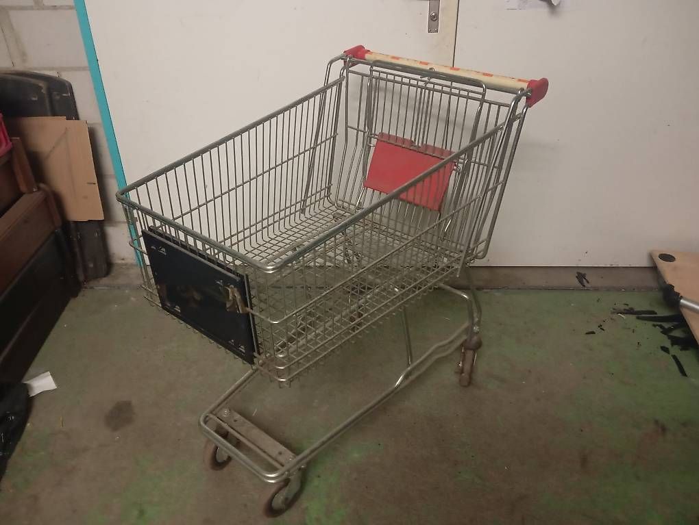 Altro per la casa: Einkaufswagen - Ideal für Garten, Keller oder Flohmarkt! – Usato da Basel venduto da Petergunn