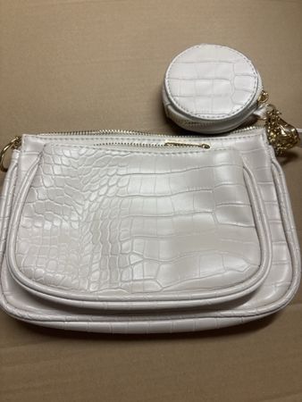Trendige Handtasche mit Kroko-Optik und kleinem Täschli 👛