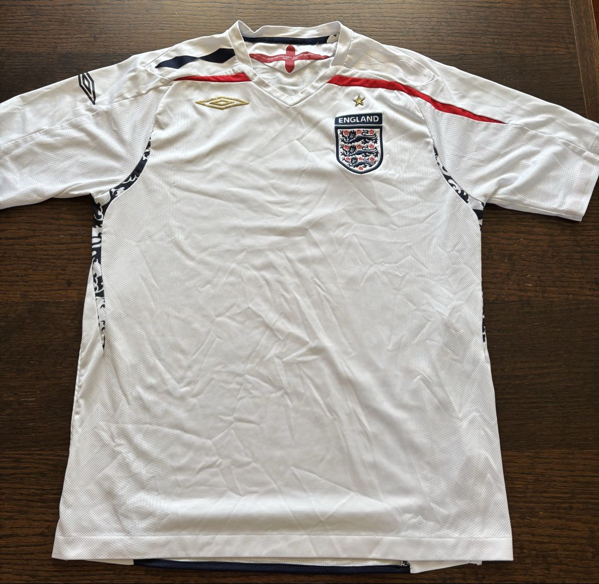 Umbro Canottiere & Pantaloni: Original Fussballtrikot England – Usato da Gebenstorf venduto da Jennmar84