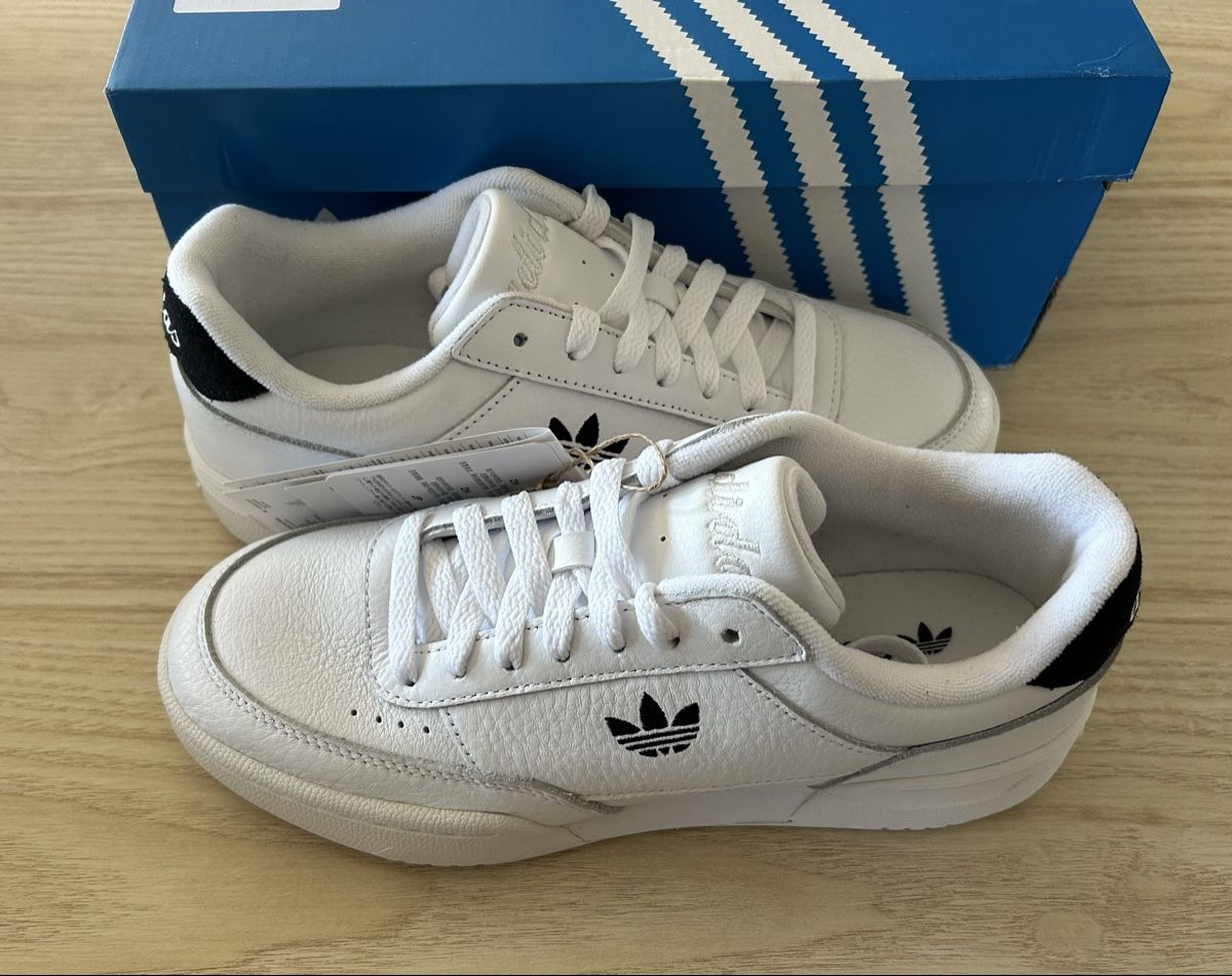 Adidas Scarpe da donna: Adidas Court Super – Nuovo (secondo la descrizione) da Richenthal venduto da noldis02