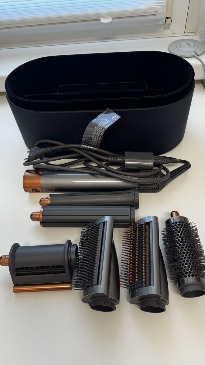 Dyson Lockenstäbe & Haarglätter: Dyson Airwrap Multi-Styler Nickel/Kupfer – Gebraucht aus Binningen von kaazee005