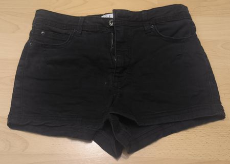Schwarze Shorts / Hotpants