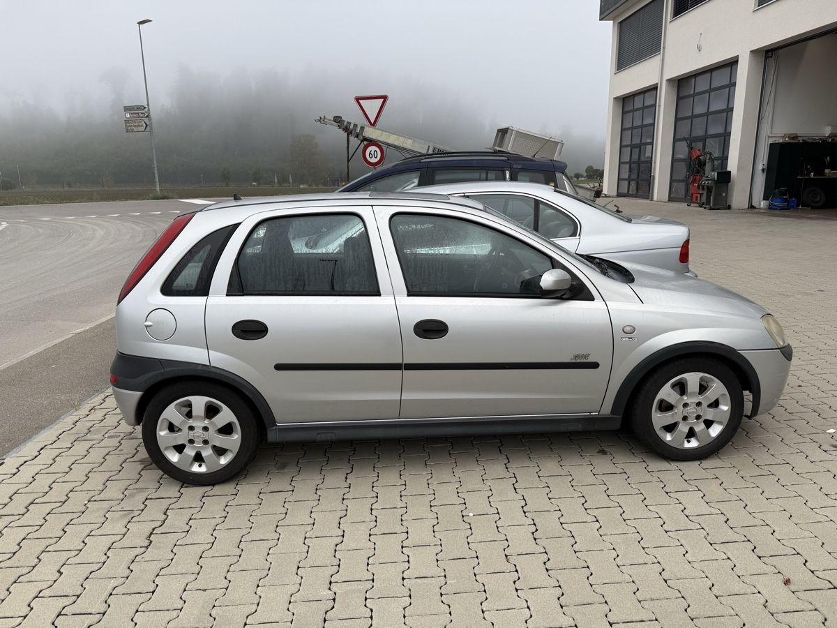 Opel Autos: Opel Corsa C 1.4 2001 – Gebraucht aus Ehrendingen von sla_m5k8 1