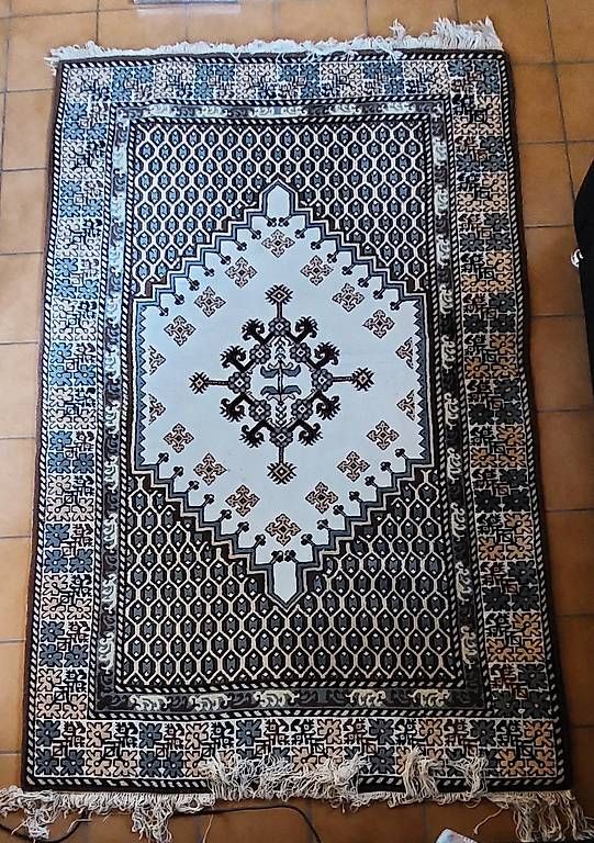 Teppiche: Handgeknüpfter Teppich – Gebraucht aus Utzenstorf von Waldi66