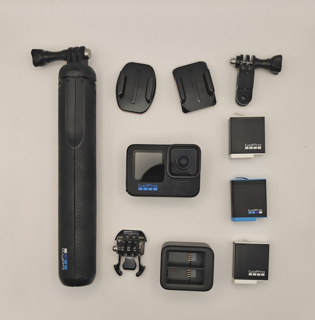 Gopro Action Cam: Gopro Hero 10 mit viel Zubehör  – Usato da Henau venduto da na123 2