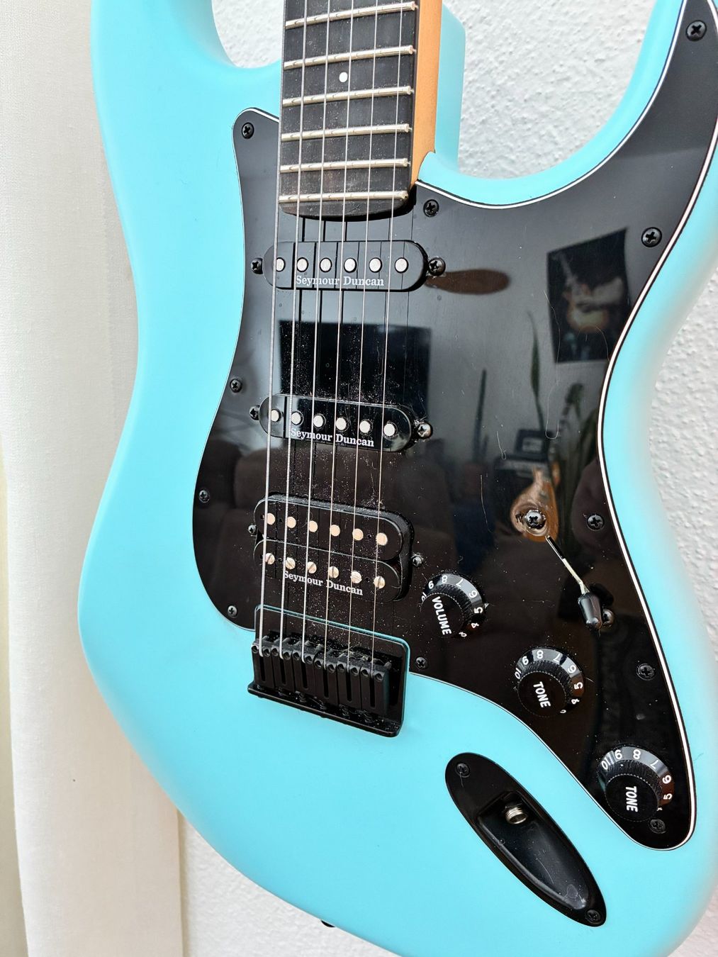 Strumenti musicali: Fender Player II Advanced Stratocaster HSS HT DPB daphne blu – Nuovo (secondo la descrizione) da Eigenthal venduto da raider 1