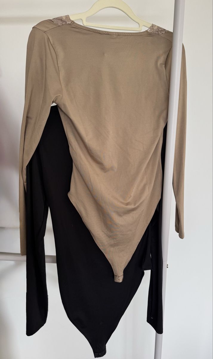 H&M Tops: H&M body – Gebraucht aus Zürich von di_archive 2