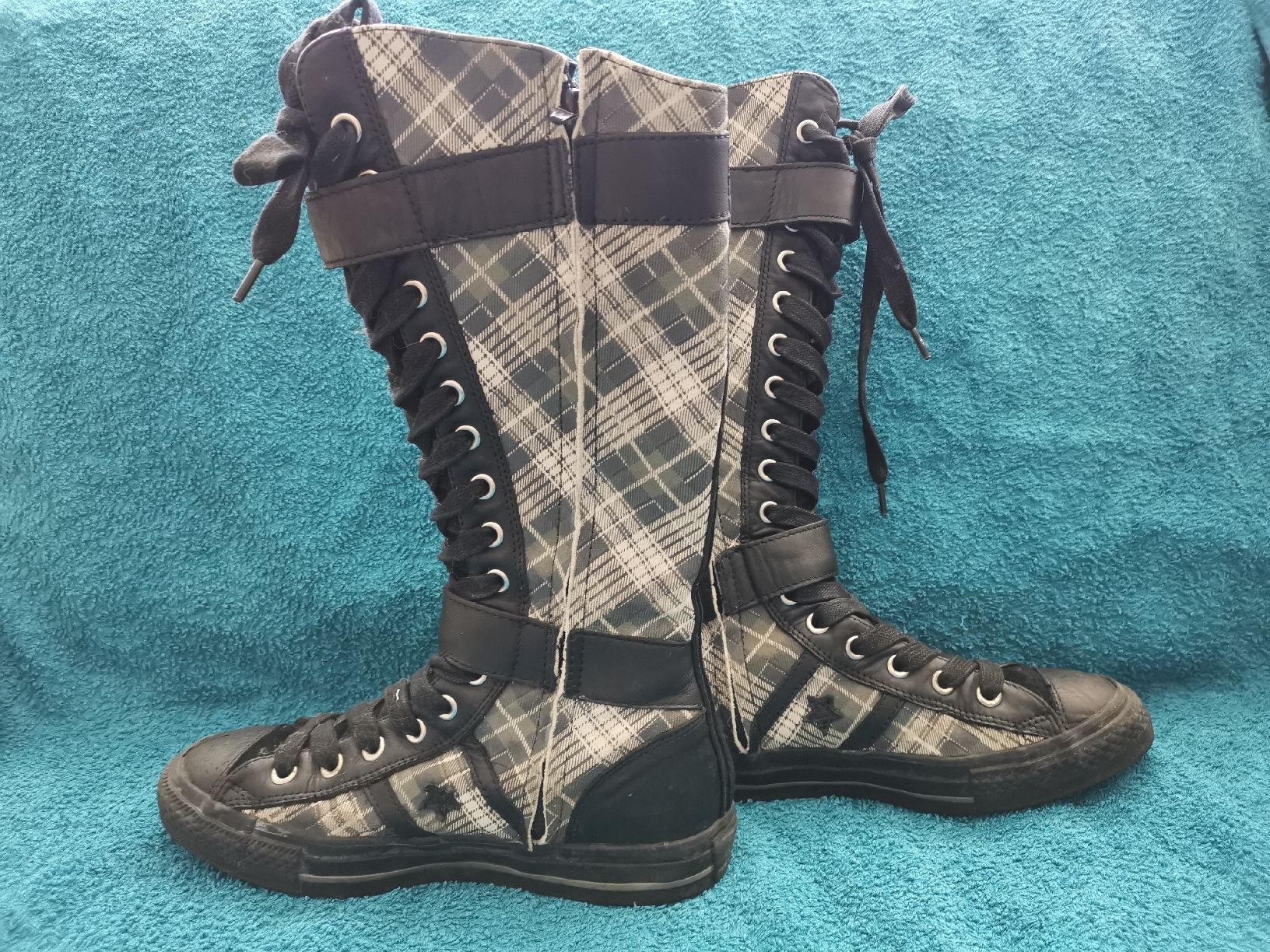 Damenschuhe: Converse Stiefel Grösse 39 – Gebraucht aus Stäfa von Pinky777 2