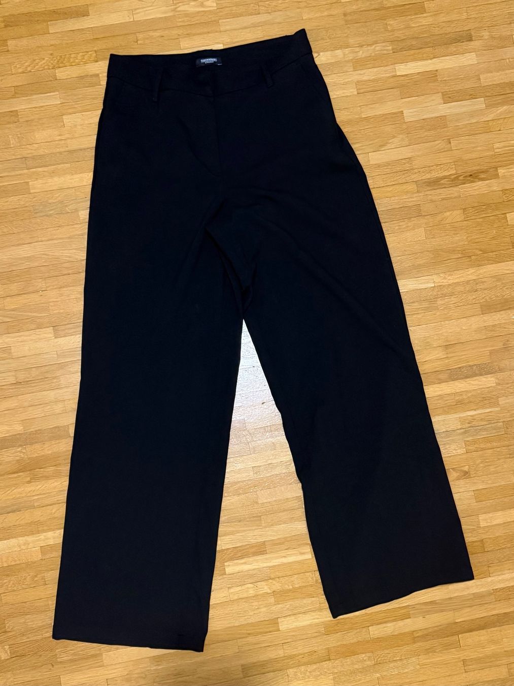 C&A Pantaloni: Elegant trousers - C&A - size 40 EU – Usato da Zürich venduto da sil_j9zr 2