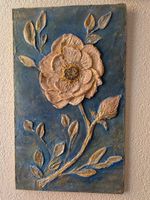 Handgemachtes Wandbild – Strukturkunst auf Holzplatte 🌸  