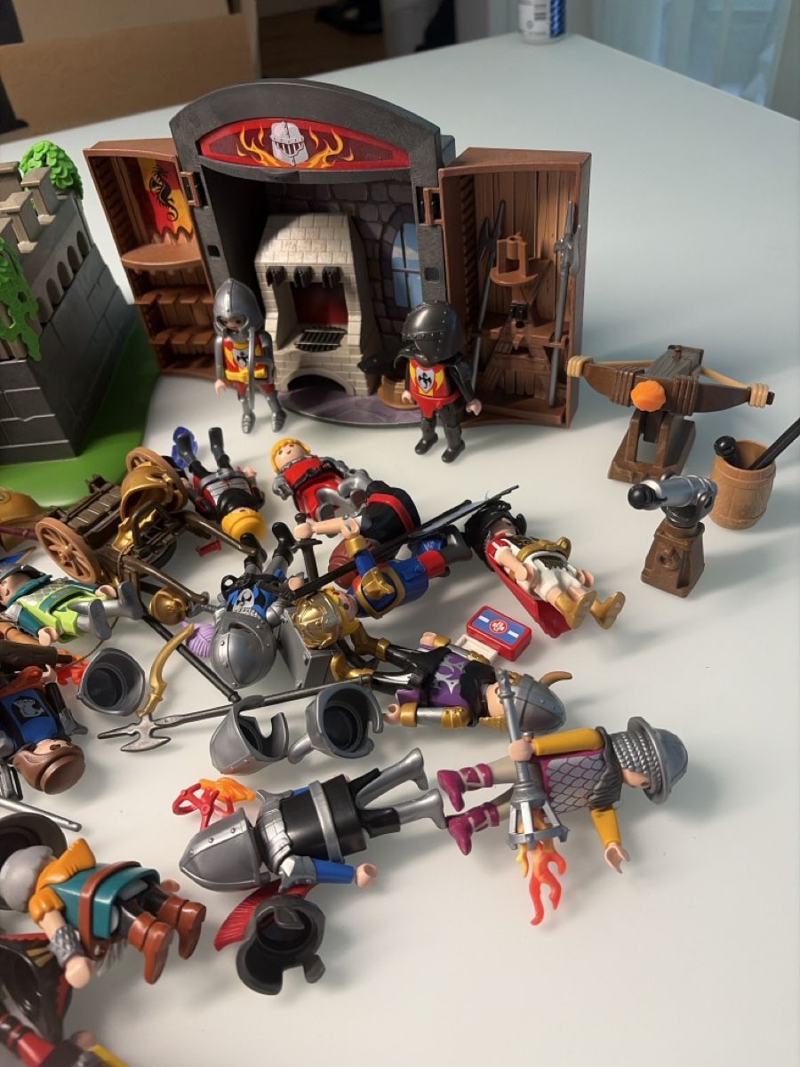 Playmobil Jouets: Playmobil Ritter Packet – D'occasion à Zürich par marina76 2
