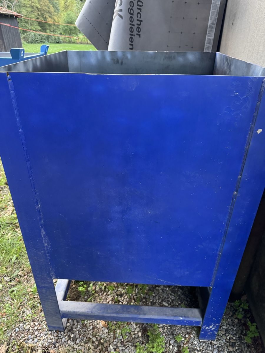 Banconi: 2x Silo 1 Tonne gebraucht – Usato da Selzach venduto da Pascal12.10 1