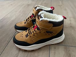Sneaker gefüttert von Landrover Gr. 33 NEU