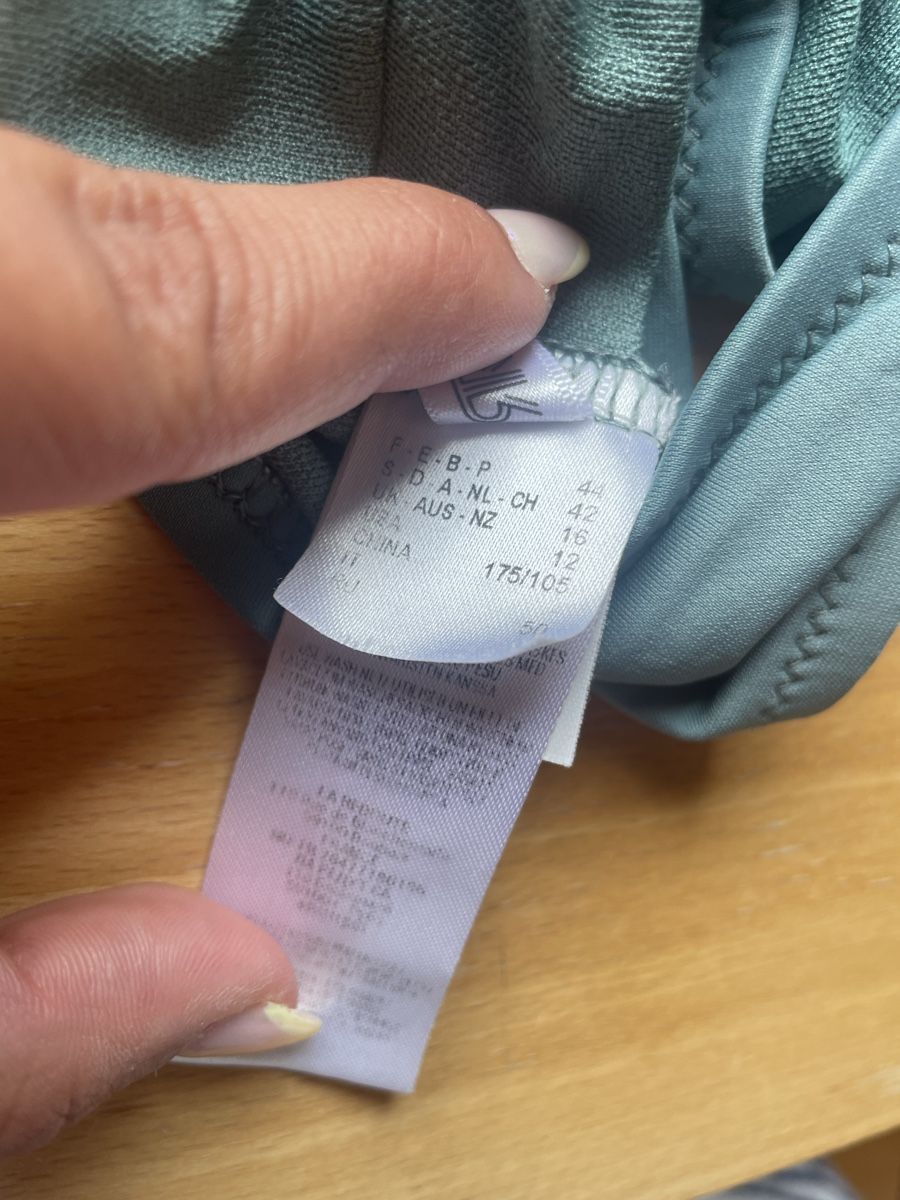 La Redoute Costumi da bagno & Bikini: Bikinioberteil Gr. 42 – Nuovo (secondo la descrizione) da Turgi venduto da eiiinalem 6