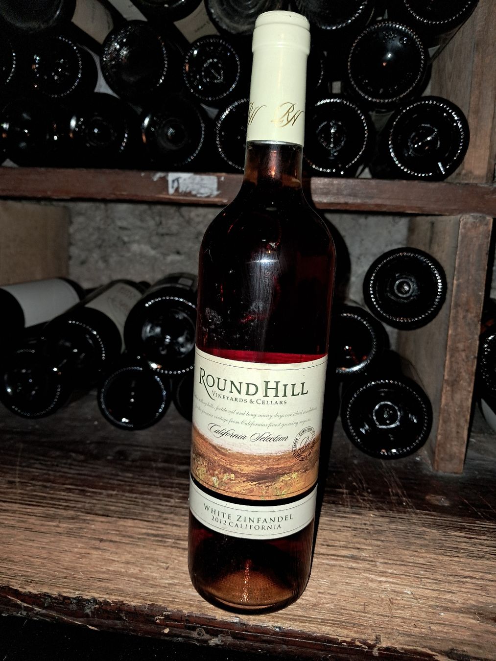 Vino: Round hill selection white zinfandel rosé 2012 – Nuovo e nell'imballaggio originale da Le locle venduto da juliensaran 1