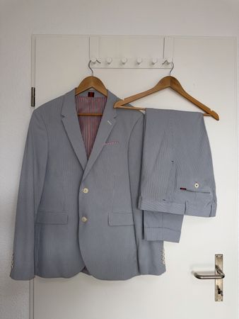 Anzug Herren Zara Man (Sakko EUR 50, Hose EUR 40)