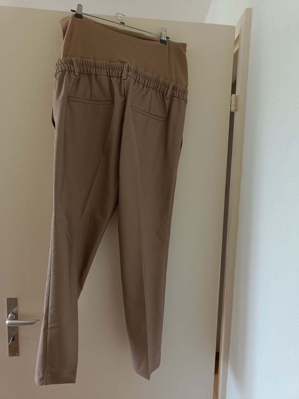 H&M Pantalons: Schwangerschaft Hose GR L – D'occasion à Arbon par zaryberry 1