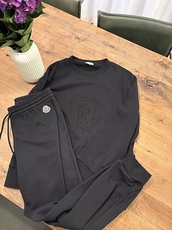 Moncler Trainer Grösse 40