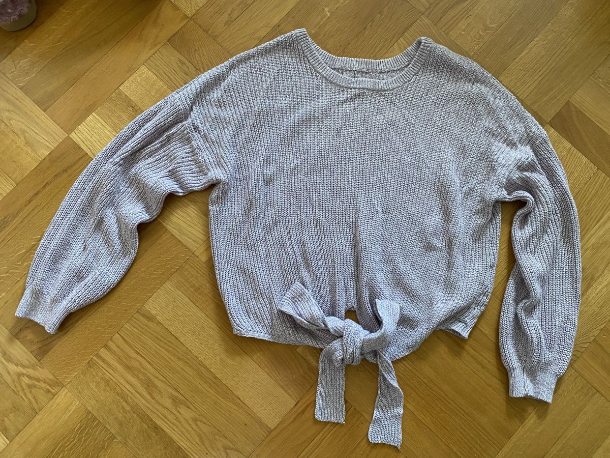 Hollister Maglioni & Felpe: Hollister Pullover lila/rosa Gr.  L mit Bindedetail – Usato da Hünenberg venduto da a.u.849