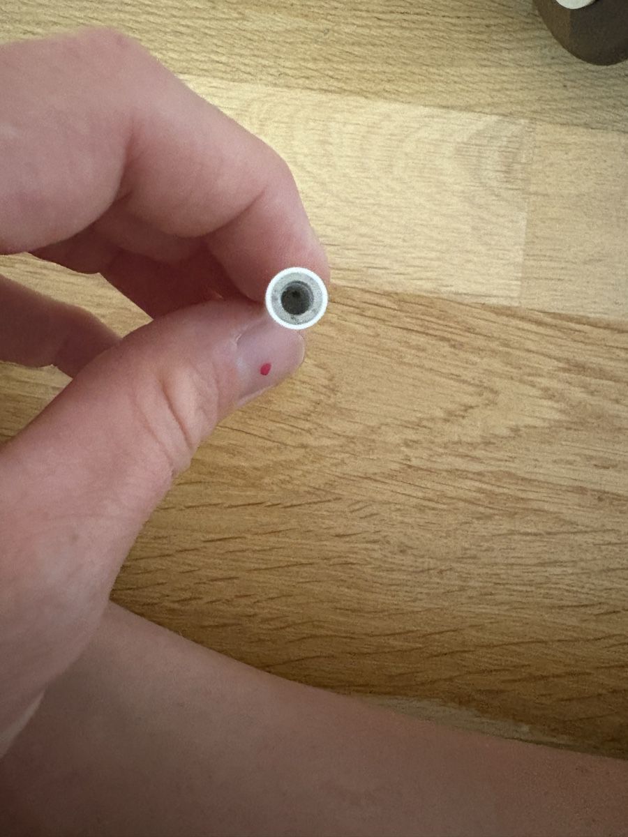 Apple Laufwerke & Adapter: Lightning auf Kopfhöreranschluss Klinke Adapter – Gebraucht aus Zürich von ellegant_ 2