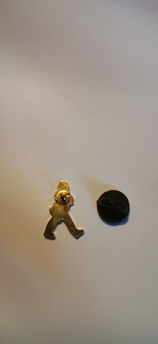 Plaquettes & Badges: Pin Logo Johnny Walker  – D'occasion à Genève par vins50 1