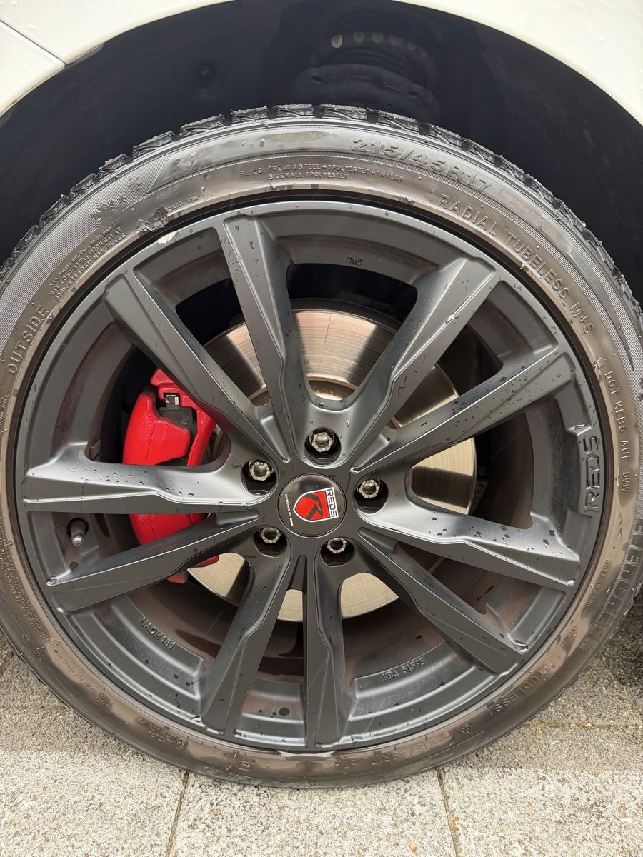 Pneumatici & Ruote complete: REDS Alufelgen 215/45R17 – Usato da Emmenbrücke venduto da itsnue 3