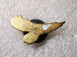 Ansteckpin 10: Adler