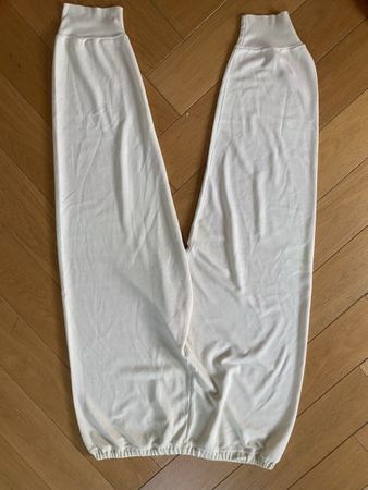 Jogging fin, taille M, baggy